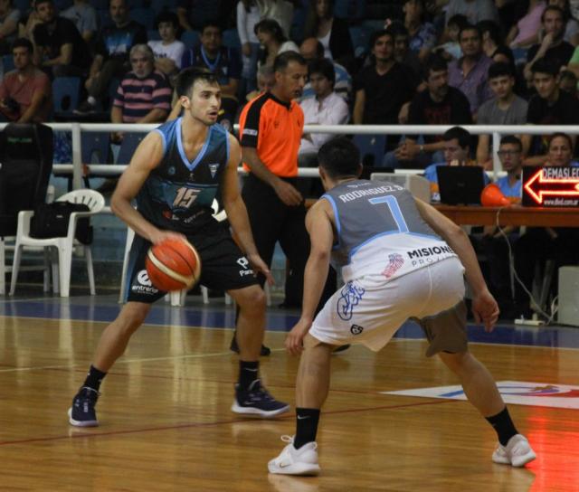 El invicto se qued� en casa