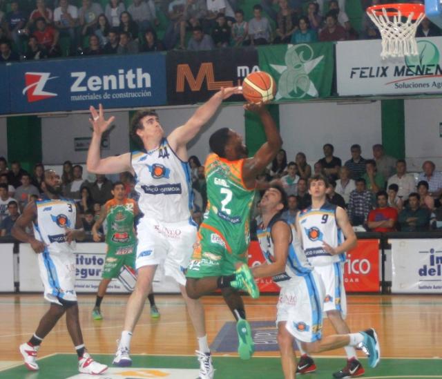 El Verde volvi� al triunfo ante su gente