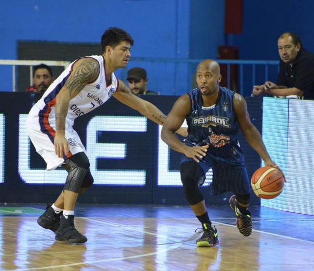 Con el coraz�n y el tiro del final