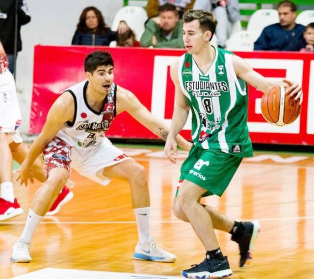 Alluch�n: "Estoy entrenando para tener minutos la pr�xima Liga"