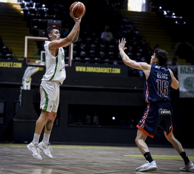 Aceit� la maquinaria