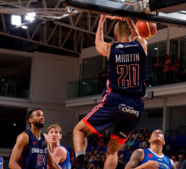 Encendi� los motores