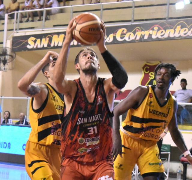 Se mete en la discusi�n