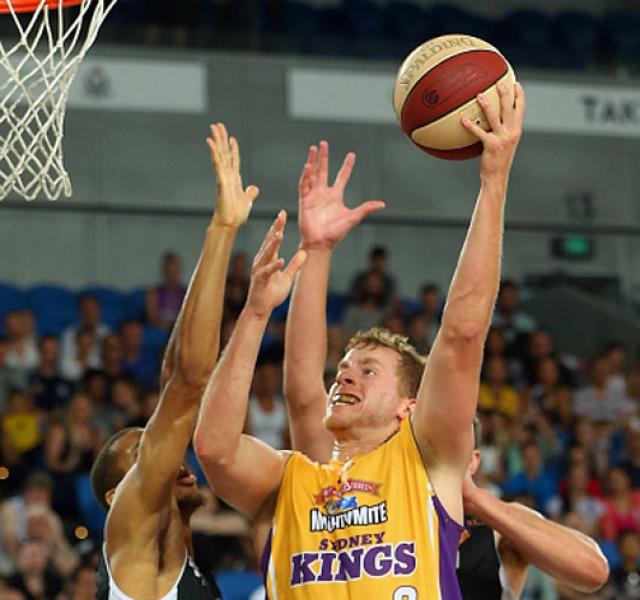 El base y el pivote de Regatas son for�neos