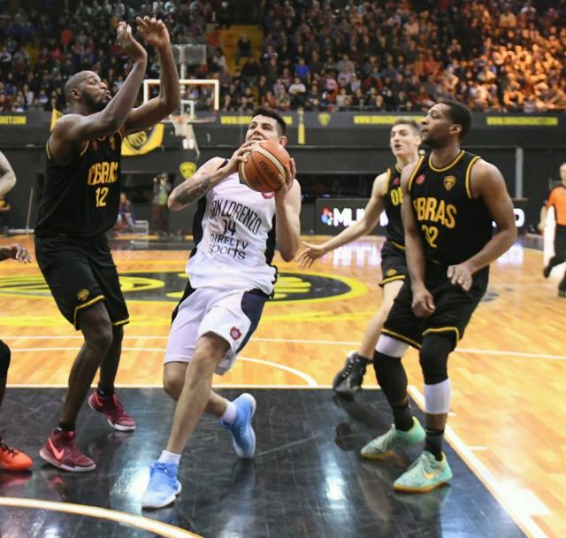 Salv� el invicto con lo justo