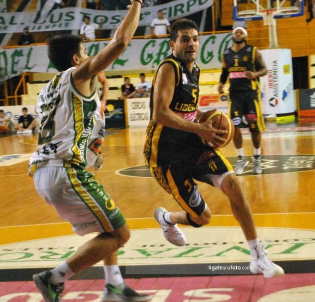 Atenas saca chapa en las dif�ciles