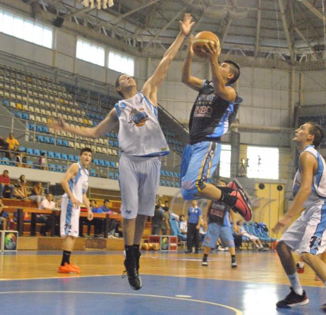 Regatas se qued� con el duelo de desarrollo