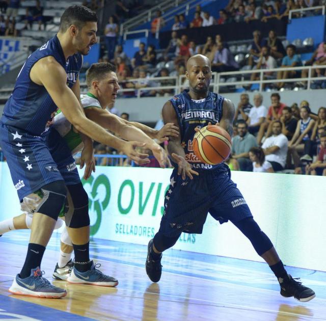 Pe�arol le tom� el gusto al verano