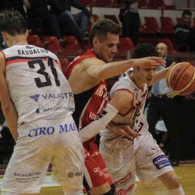 Quilmes sue�a con los playoffs