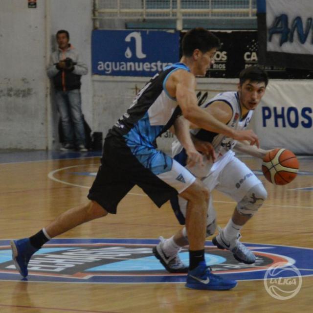 Bah�a Basket festej� en Paran�