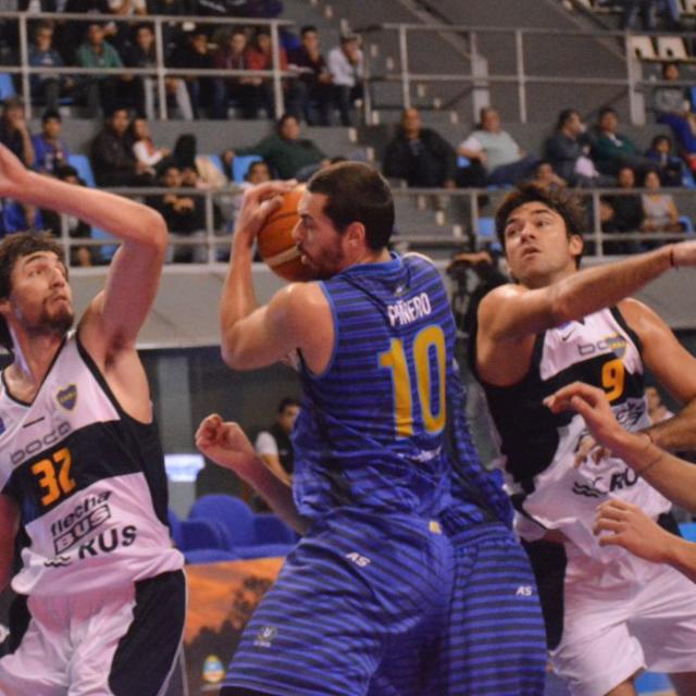 La vara estaba muy alta