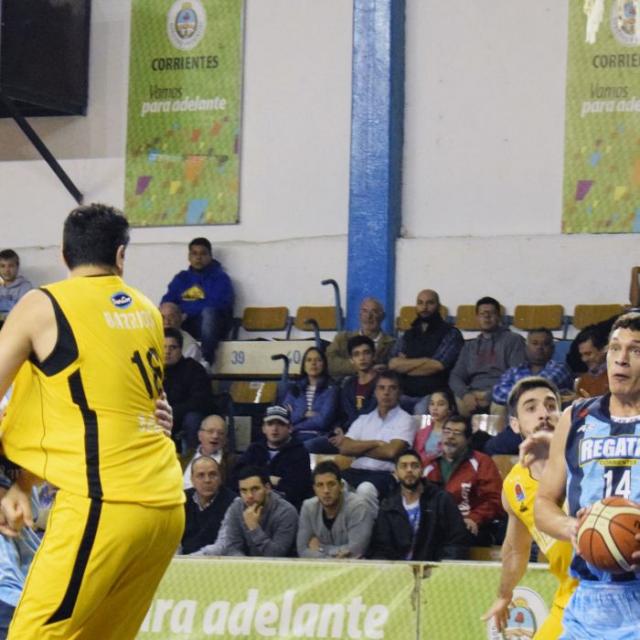 Saiz sigue en Regatas