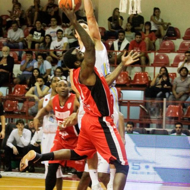 Nos sobran los motivos