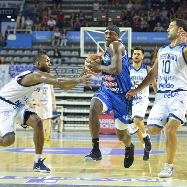 Otra noche en La Feliz