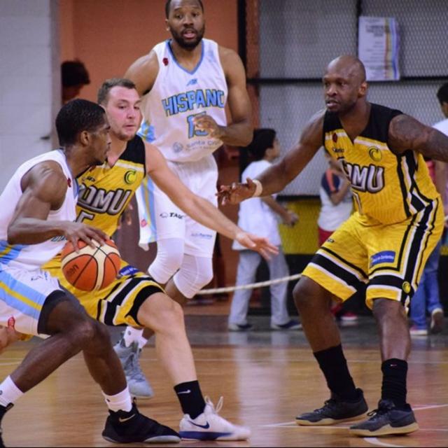 Torre de comunicaci�n