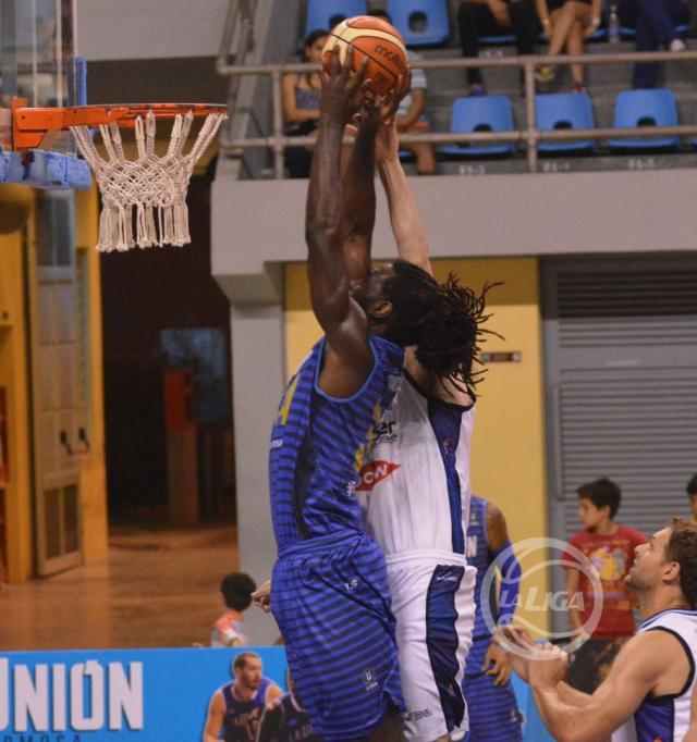 La Uni�n lo demoli� en un rato