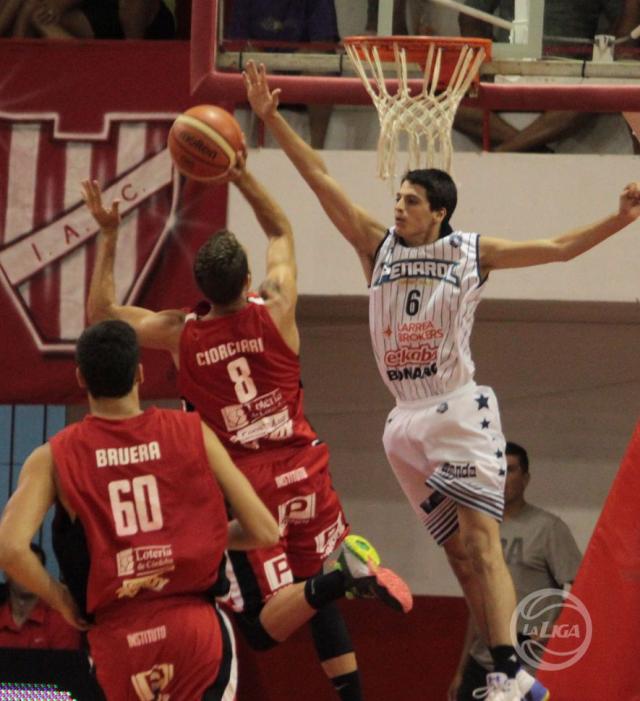 Maquinita �albirroja�