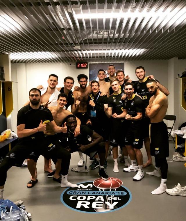 Real Madrid sobrevivi�, Tenerife sorprendi�