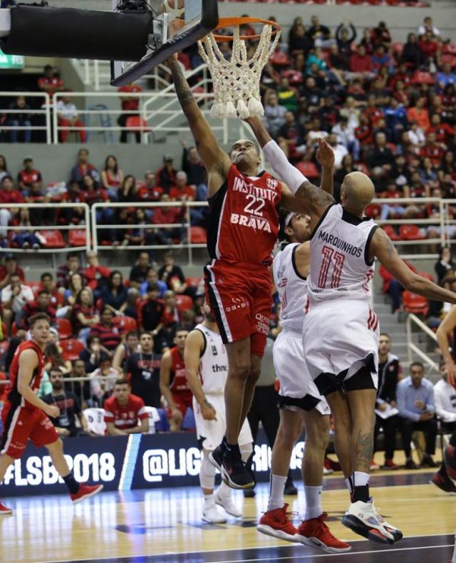 Un paso �glorioso�