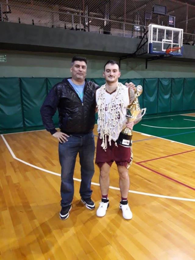 Nuevo campe�n viejo