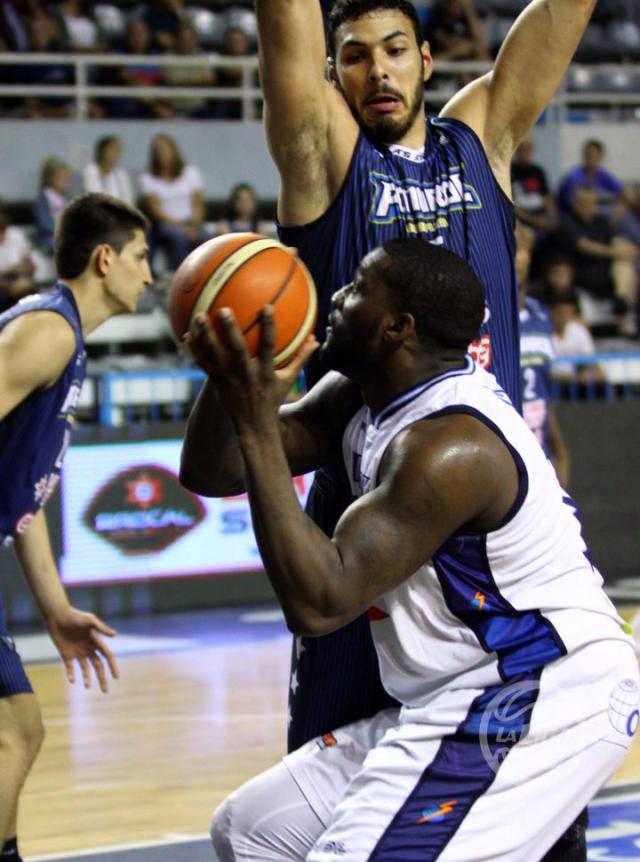 Bah�a anticip� el carnaval