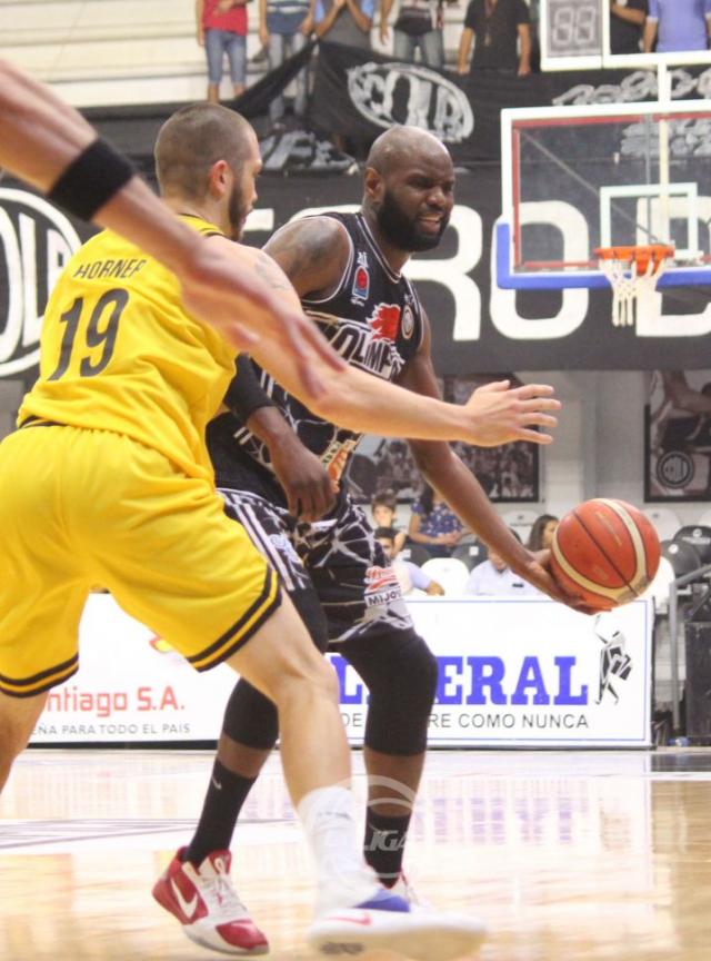 Sac� ventajas y vivi� de rentas