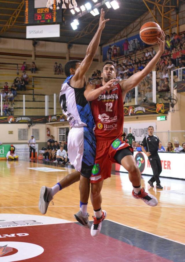 San Mart�n mantiene su racha de local