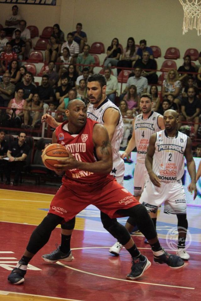 Maquinita �albirroja�